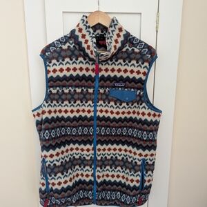 Patterned Fleece Vest with Blue Accents